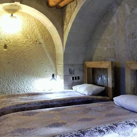 Mahzen Cave Hotel-3