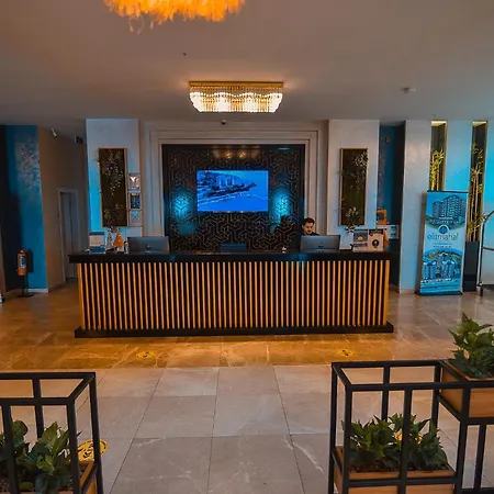 Royal Comfort Hotel-2