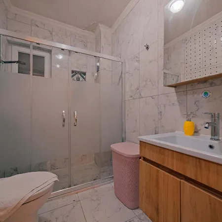 Villa Atlas Muhafazakar Havuzlu, Mustakil Genis Bahceli-2