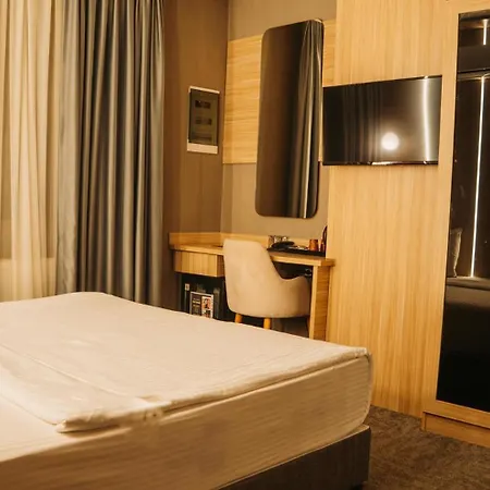 Royal Mass Airport Business Hotel-2