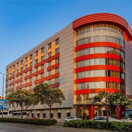 Ramada Plaza By Wyndham Izmir-3