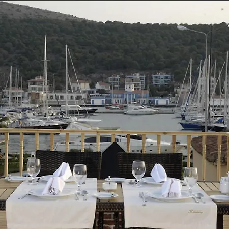 Cesme Kanuni Kervansaray Historical Hotel-2