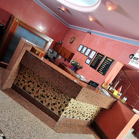 Class Hotel-2