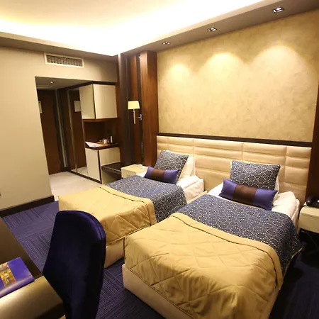 Prestige Hotel-3