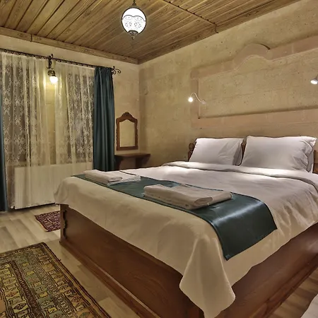 Cappadocia View Suit-2