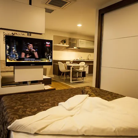 Liv Suit Hotel-2