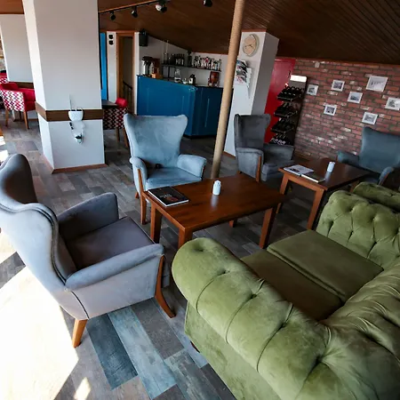 Menendi Hotel-2