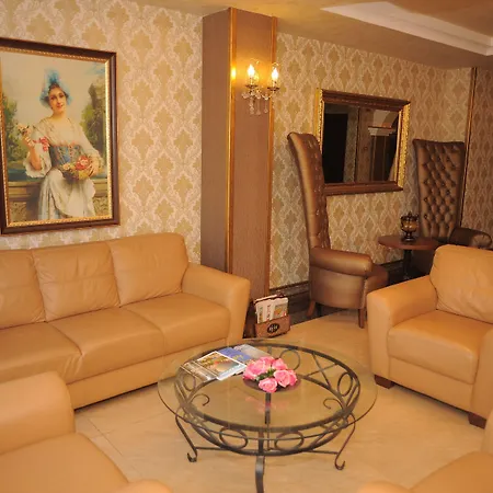 Golden Lake Hotel-3