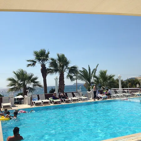 Sun And Sea Beach Hotel-3