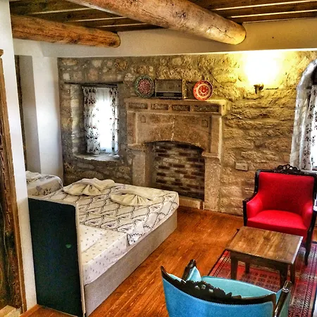 Parmis Boutique House-3