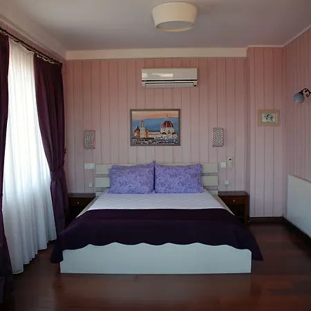 L'Isola Guesthouse (Adults Only)-3