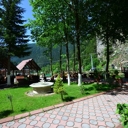 Akyuz Kardesler Hotel & Bungalow-2