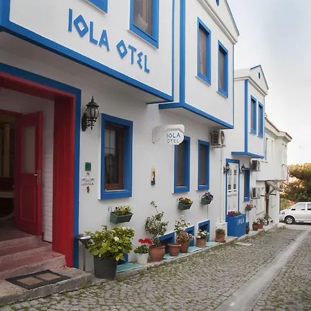Iola Hotel-2