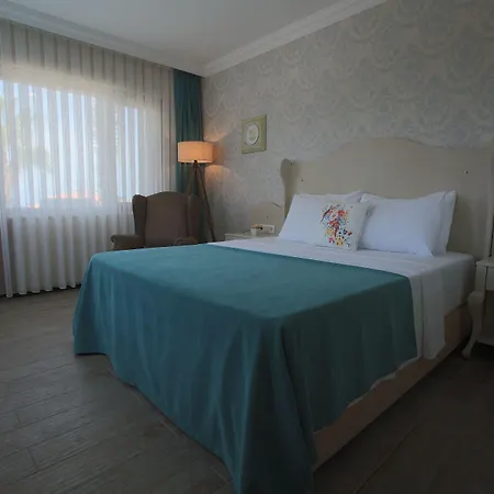 Cunda House Kuecuek Otel-3