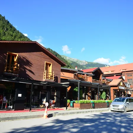 Inanlar Deluxe Hotel & Bungalow-2