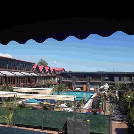 Green House Garden Park Hotel-2