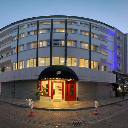 Piano Hotel-2