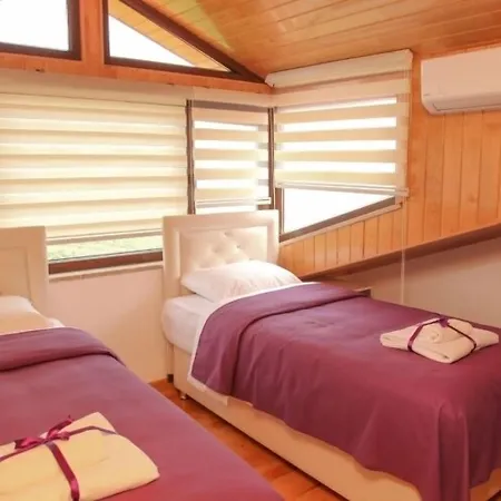Royal Inn Seza Residence-2