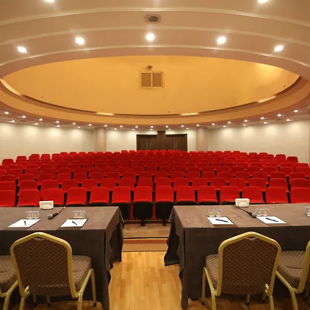 Hotel Excellence Inn-3