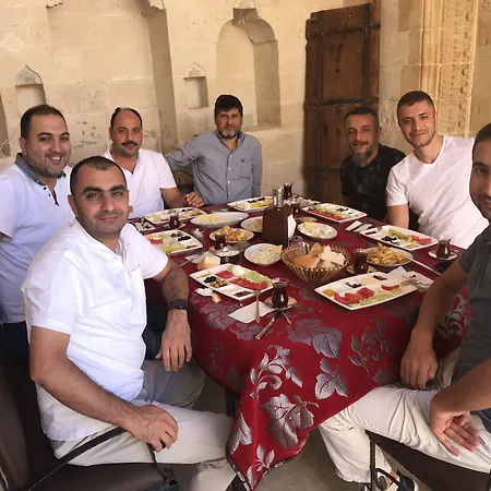 Kasr-I Abbas Hotel-3