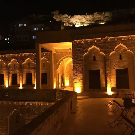 Kasr-I Abbas Hotel-3