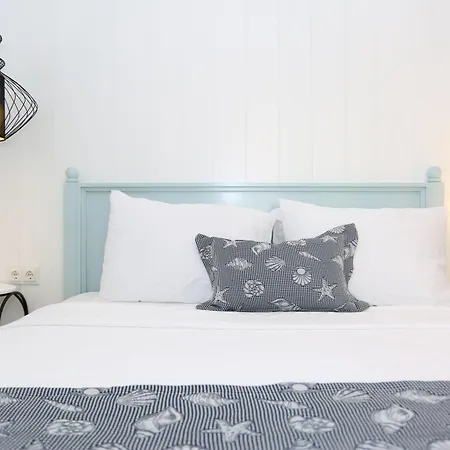 Alp Suites Pinehill-3