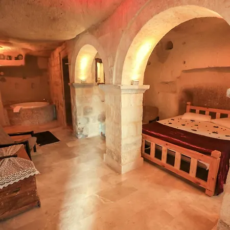 Abu Hayat Cave Suites-2