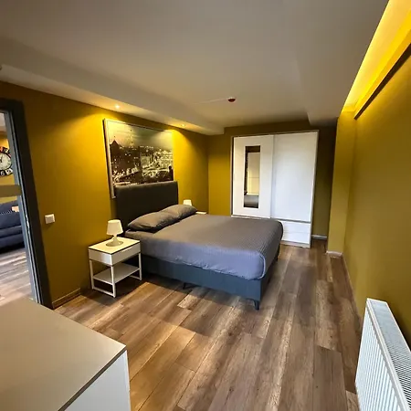Deluxe Beach Residence-3