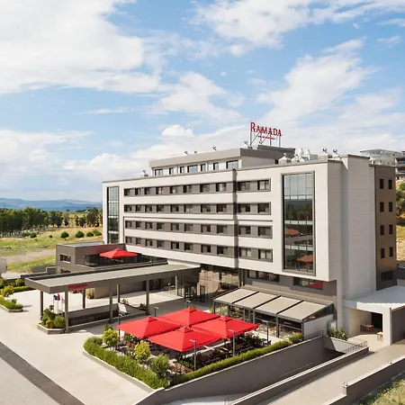 Ramada by Wyndham Izmir Aliaga-3