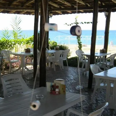 As Queen Beach Hotel-2