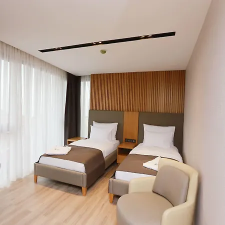Pikola Otel-2
