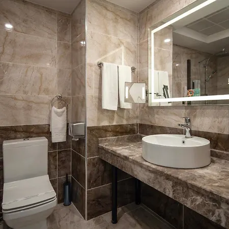 Karpalas City Hotel & Spa-2