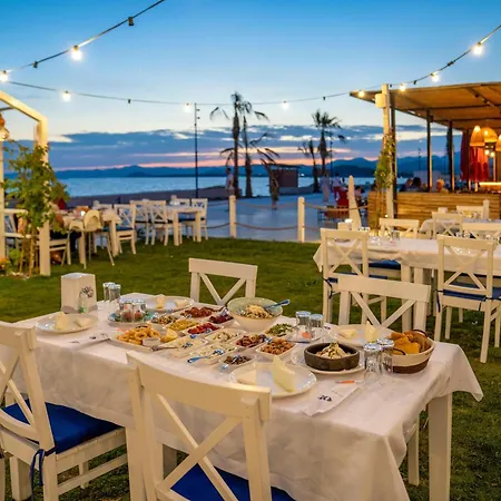 Uras Beach Hotel-2