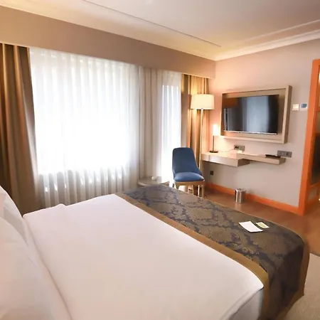 La Quinta By Wyndham Giresun-3