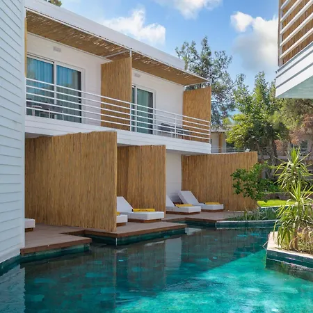 Fashiontv Luxe Resort-3