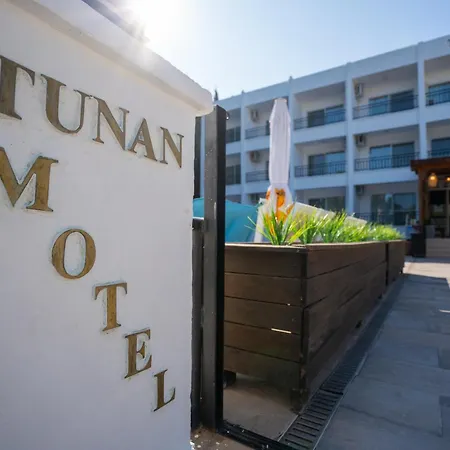 Tunan Motel-2