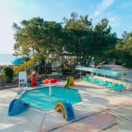 Pirates Beach Club-2