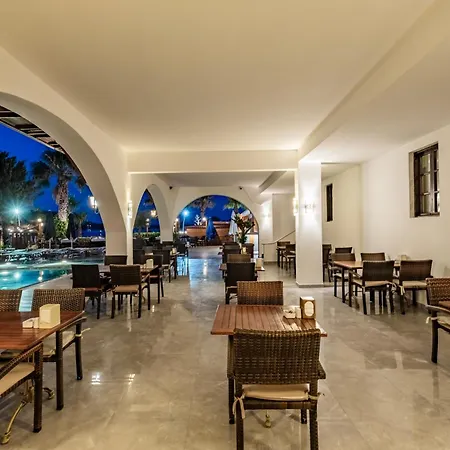 Costa Bitezhan Beach Hotel-2