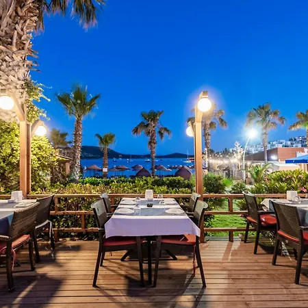 Costa Bitezhan Beach Hotel-2