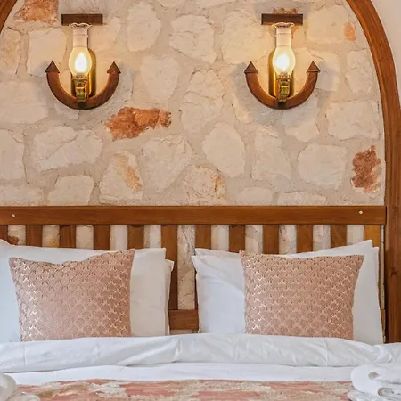 Oasis Hotel (Adults Only)-2