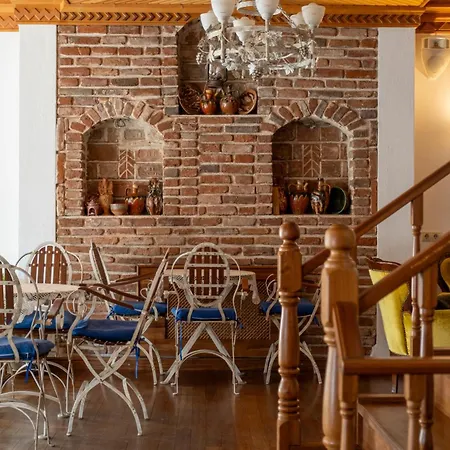 Hotel Des Etrangers - Special Category-3
