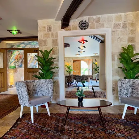 Crassus Cave Hotel-3