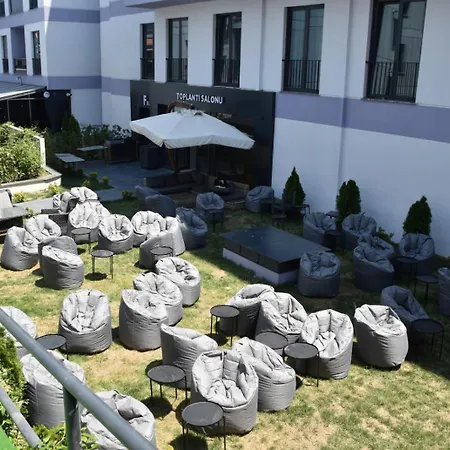 Green Hills Suites-2