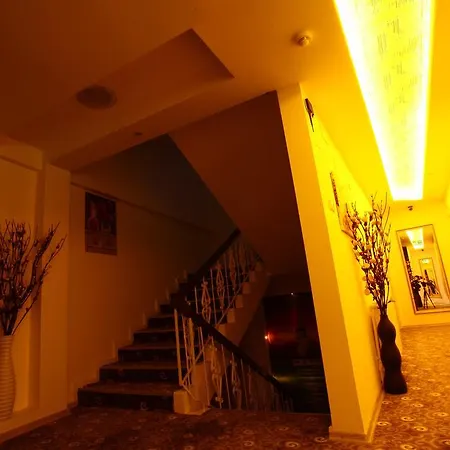 City Hotel-2