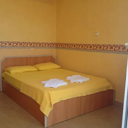 Yarar Hotel-2