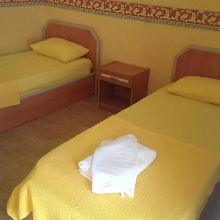 Yarar Hotel-3