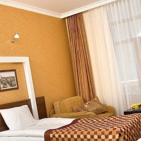 Berlitz Hotel-3