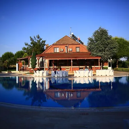Villa Familia-2