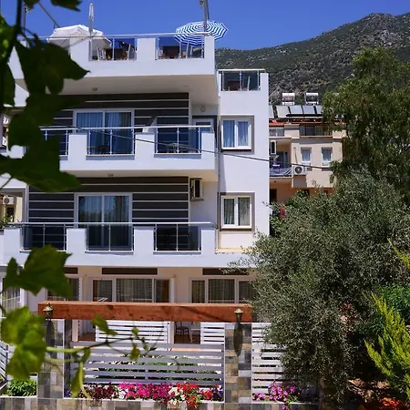 Neruda Hotel-3