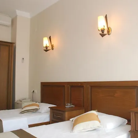 Reis Otel-3